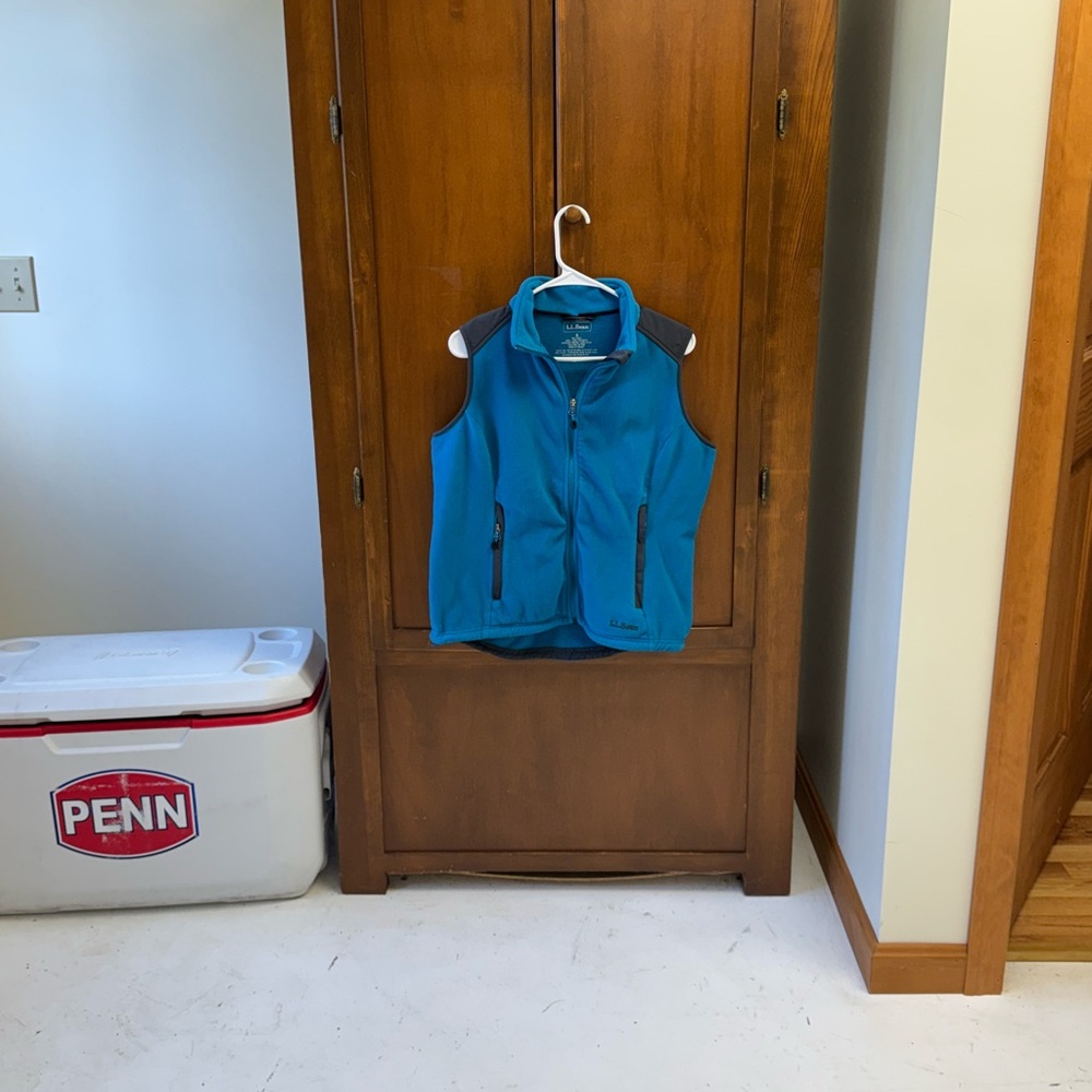L.L. Bean teal fleece vest small bungee waist full zip side pockets